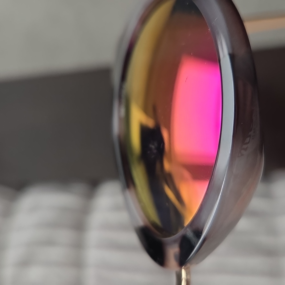 Quay | Women's Quay Shook Round Sunglasses, 50mm - Picture 9 of 9